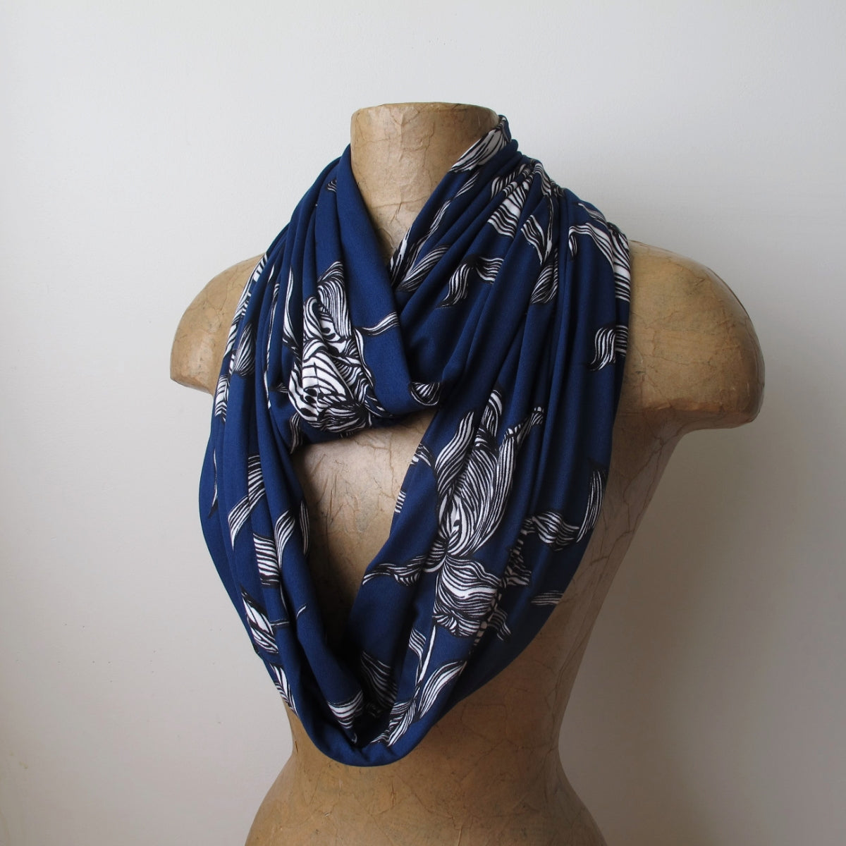 navy blue filigree ecoshag scarf